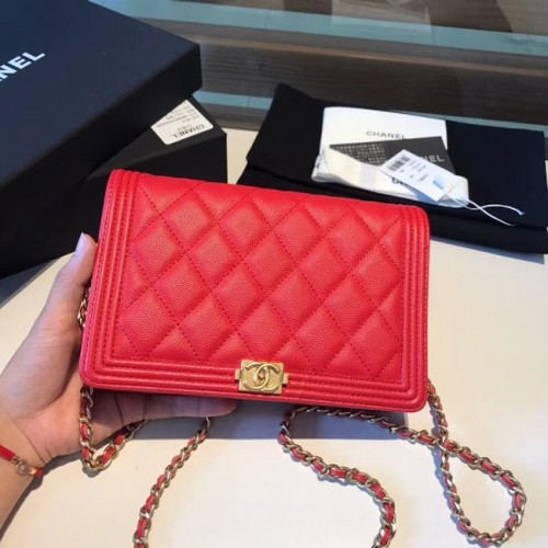 BOY CHANEL Original Geldbörse an Kette A80287 rot