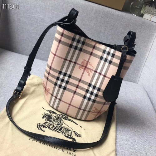 BURBERRY Banner kleine Tragetasche aus Leder und Vintage Check 1581 schwarz