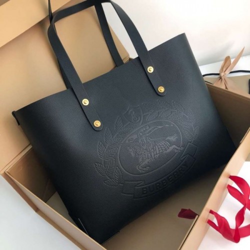BURBERRY Ledertasche mit geprägtem Wappen 13134 schwarz