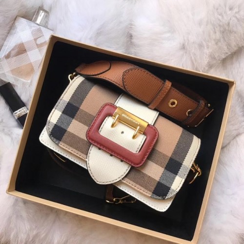 BURBERRY Hampshire Umhängetasche aus Leder mit Vintage Check-Muster 24581 weiß