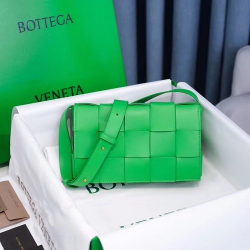 Bottega Veneta CASSETTE BAG 578004 grün