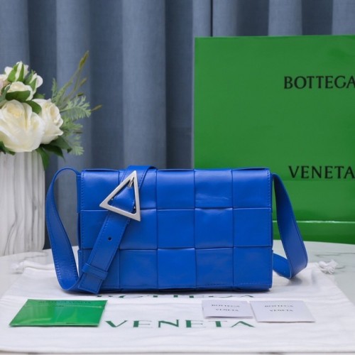 Bottega Veneta KASSETTE 018101 blau