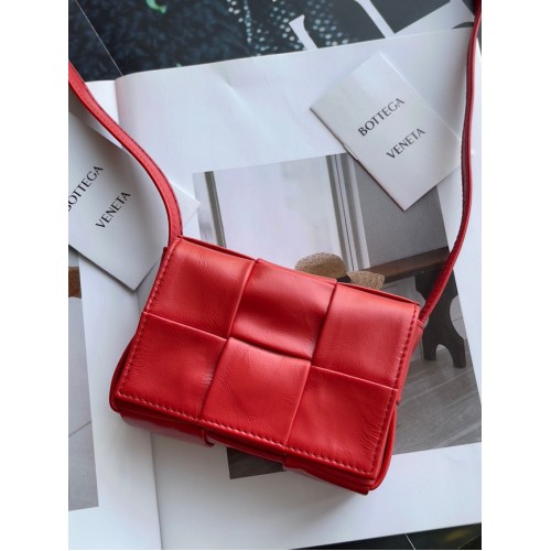 Bottega Veneta Candy Kassette A666688 rot