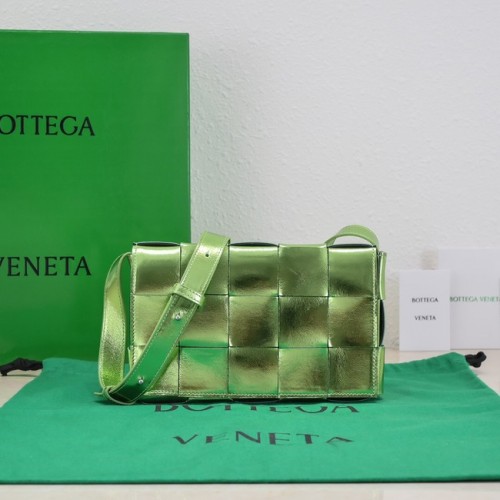 Bottega Veneta Umhängetasche aus Intreccio-Leder 578004 Sittich