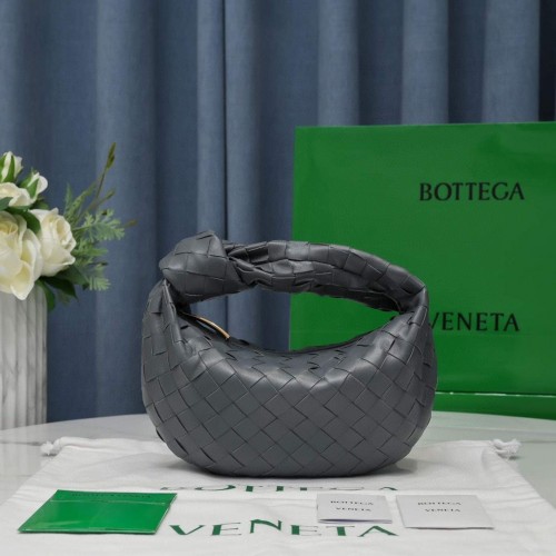 Bottega Veneta MINI BV JODIE 609408 Grau