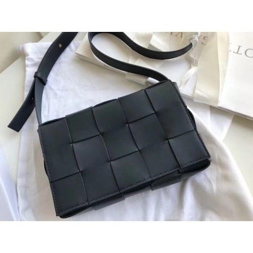 Bottega Veneta Schaffell-Weberei Original Leder 578004 Marineblau