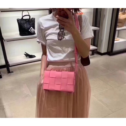 Bottega Veneta Lammfellgeflecht Original Leder 578004 rosa