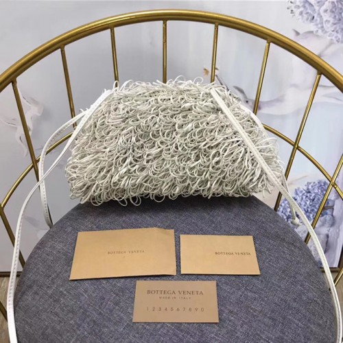 Bottega Veneta Umhängetasche 576227 Off White