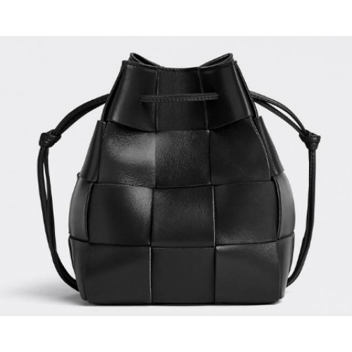 Bottega Veneta Small Cassette Bucket Bag 680218 schwarz
