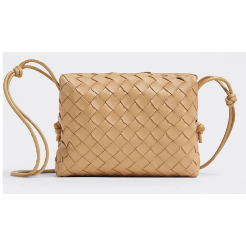 Bottega Veneta Kleine Umhängetasche aus Intrecciato-Leder 680255 Almond