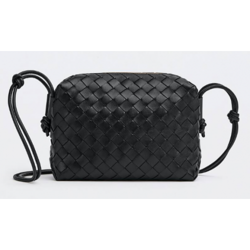 Bottega Veneta Kleine Umhängetasche aus Intrecciato-Leder 680255 Schwarz
