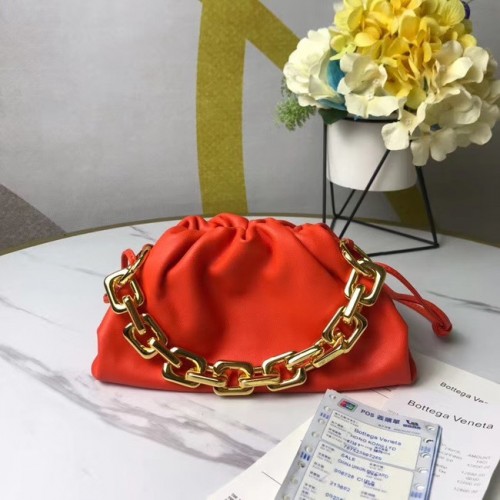 Bottega Veneta THE MINI CHAIN POUCH 620229 rot