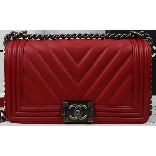 Junge Chanel Flap Bag Kalbsleder Chevron Quilting A67025 Rot