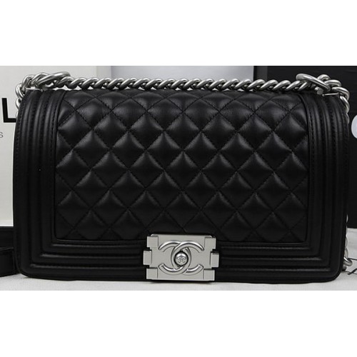 Junge Chanel Flap Bag Original Kalbsleder A67025 Schwarz