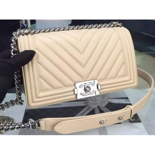 Junge Chanel Flap Bag Original Chevron Nubukleder A5708 Apricot