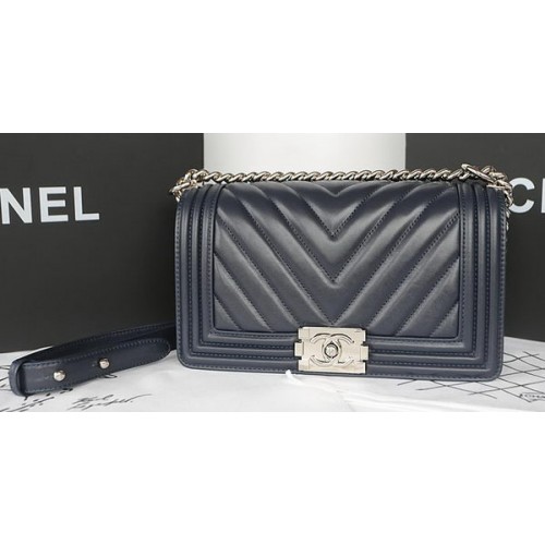 Junge Chanel Flap Bag Original Chevron Schaffell A67025 Royal