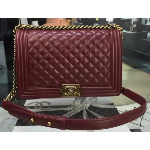 Boy Chanel Flap Bag Wein Original Schafsleder A67088 Gold