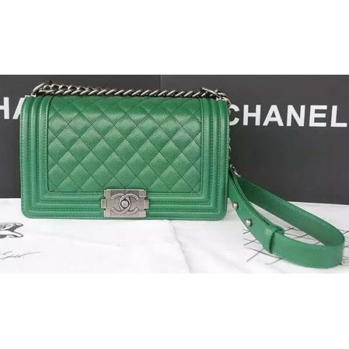 Boy Chanel Flap Umhängetasche Kaviarleder A67086 Grün