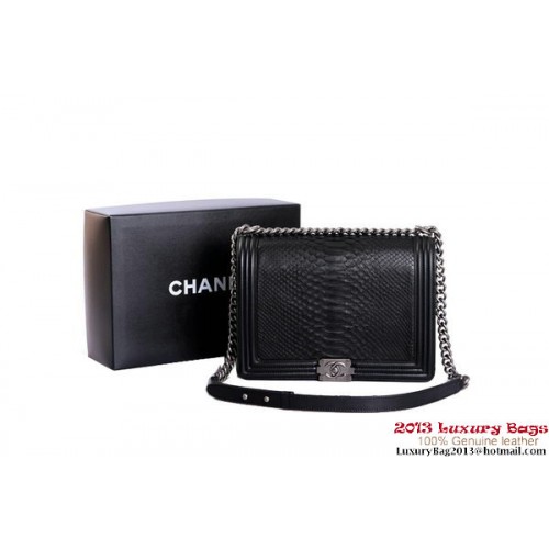 Boy Chanel Flap Umhängetasche Echtes Schlangenleder A37005 Schwarz
