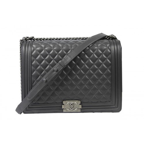 Boy Chanel Flap Umhängetasche Grau Original Schaffell A67087 Silber