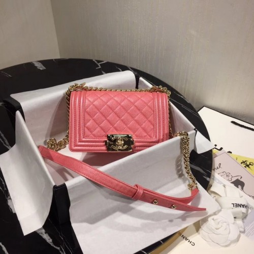 Boy Chanel Flap Umhängetasche Original Leder Pink A67085 Gold