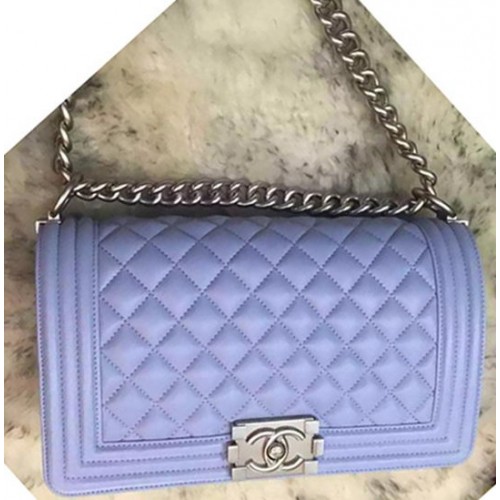 Boy Chanel Flap Umhängetasche Original Lammfell A64375 Lavendel