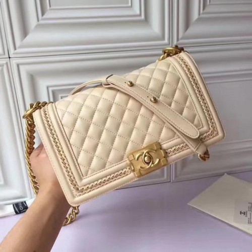Boy Chanel Flap Umhängetasche Original Schafsleder A67086 Apricot