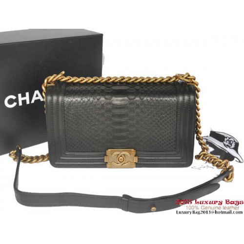 Boy Chanel Flap Umhängetasche Pythonleder A66095 Schwarz