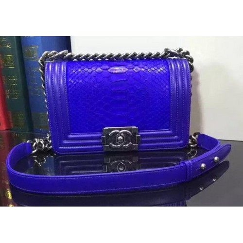 Boy Chanel Flap Umhängetasche Schlangenleder A67085 Blau