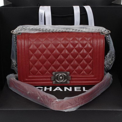 Boy Chanel Flap Umhängetasche aus Schafsleder A58500 Kastanienbraun