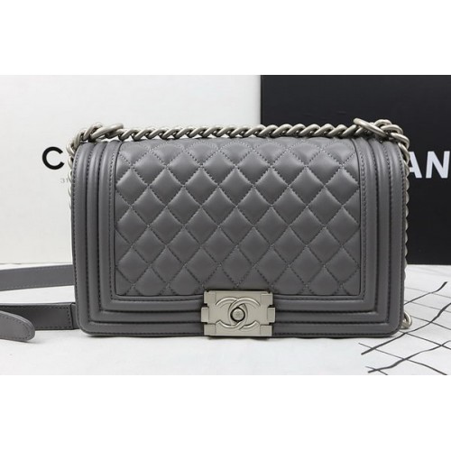 Boy Chanel Umhängetaschen mit Klappe Original Lammleder A67025 Grau