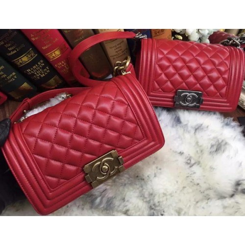 Boy Chanel Flap Umhängetaschen Schaffell Leder A67085 Rot