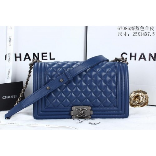 Boy Chanel Flap Umhängetaschen Schaffell Leder A67086 Blau