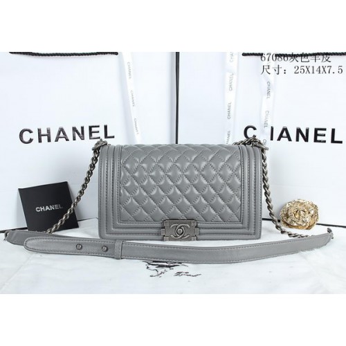 Boy Chanel Flap Umhängetaschen Schafsleder A67086 Grau