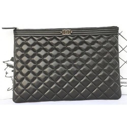 Junge Chanel Schaffell-Lederclutch A80571 Schwarz