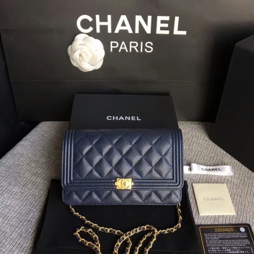 Boy Chanel WOC Flap Bag Original Kalbsleder CHA6040 Blau
