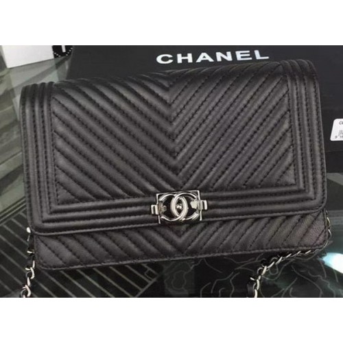 Boy Chanel WOC Flap Bag Original Chevron Schaffell A53731 Schwarz