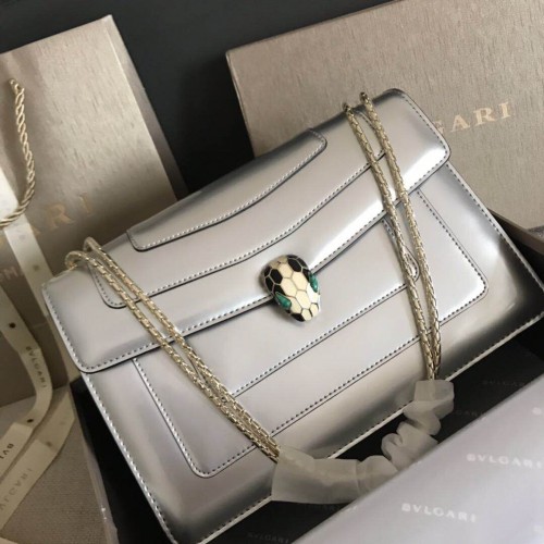 Bulgari Schultertasche aus Metallic-Leder 15004 Silber