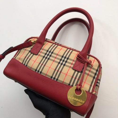 BurBerry Leder Umhängetasche 90111 rot