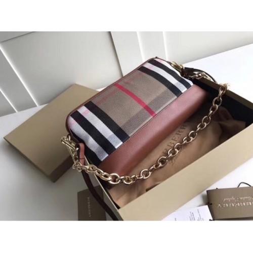 Burberry Schultertasche aus Kalbsleder 41711 braun