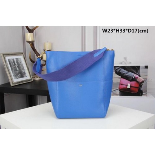 CELINE Sangle Seau Tasche aus Kalbsleder C3369 Blau