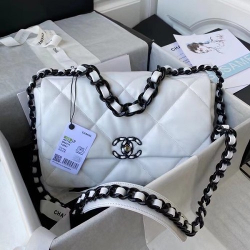 CHANEL Lammleder 19 Überschlagtasche AS1160 AS1161 schwarz&weiß