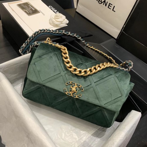 CHANEL 19 Überschlagtasche AS1160 grün