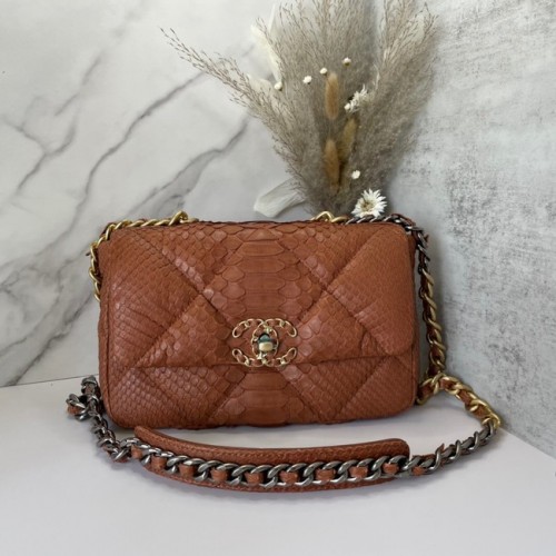 CHANEL 19 Überschlagtasche Original Schlangenhaut-Überschlagtasche AS1160 Camel