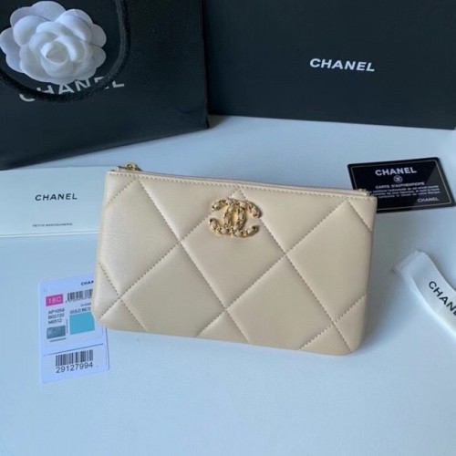 CHANEL 19 Schaffell Original Leder Handgepäck AP1059 creme
