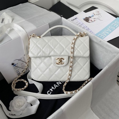 CHANEL Kalbsleder Schultertasche AS2892 weiß