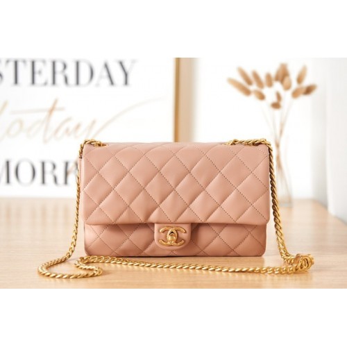 CHANEL FLAP BAG Lammleder Goldfarbenes Metall AS3609 rosa