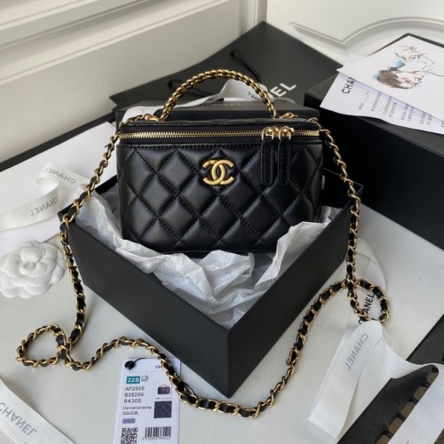 CHANEL HANDTASCHE Goldfarbenes Metall AP2805 schwarz