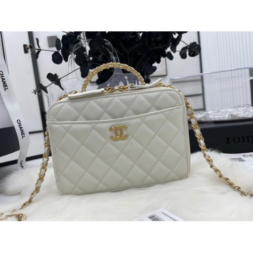 CHANEL HANDTASCHE Genarbtes Kalbsleder&goldfarbenes Metall AP3222 weiß