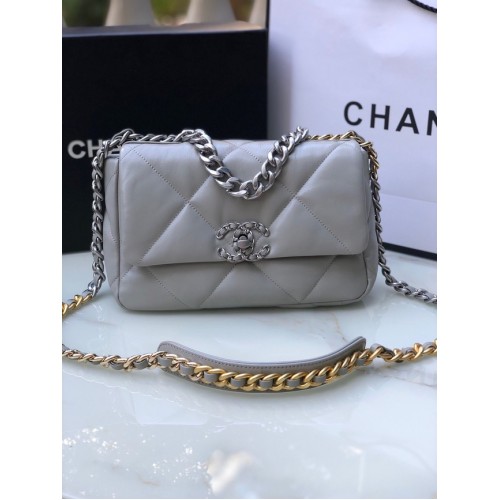 CHANEL Lammleder 19 Überschlagtasche AS1160S grau